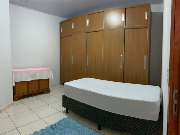 Chumba cha kulala 1