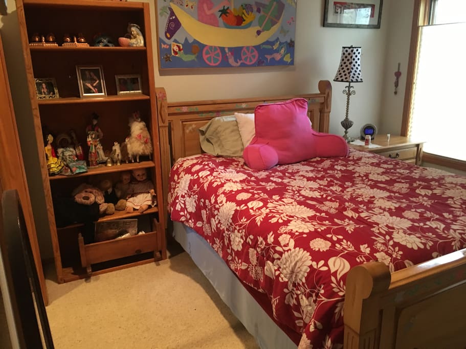 Quiet private bedroom