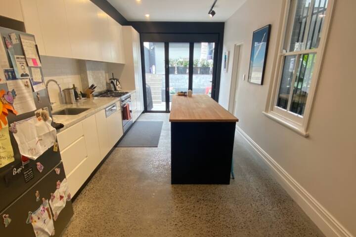 Beautiful Paddington terrace gallery image 5