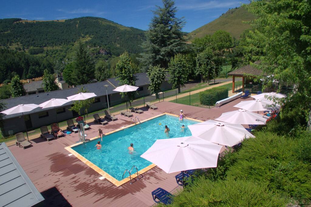 Piscine chauffée de juin à septembre