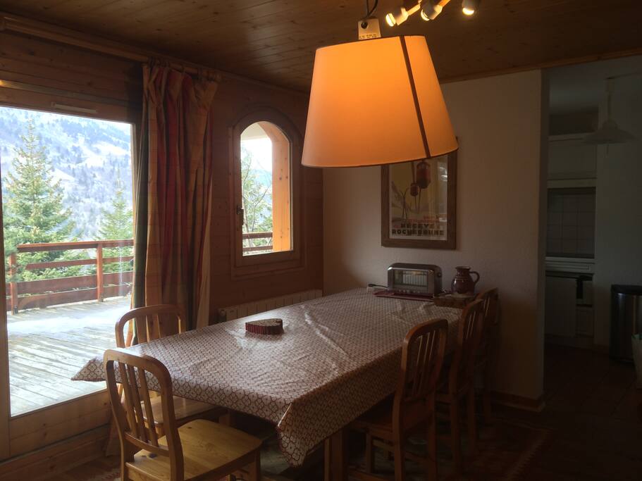 salle de séjour coin repas