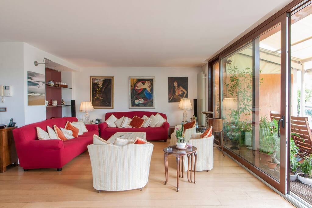 Salone