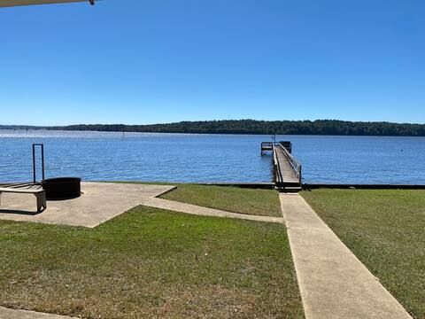 Amazing Grace Lakehouse on Lake D'Arbonne