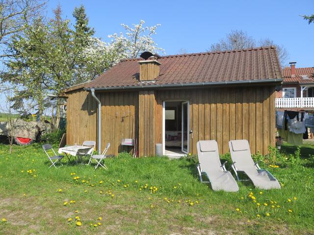 Sonnige Holzhütte - Urlaub für Herz und Seele
