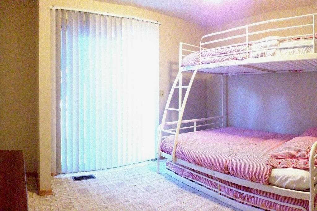 Bedroom 2 - Bunk +