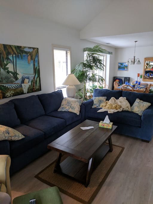 Living Rm with Dining Area in background.