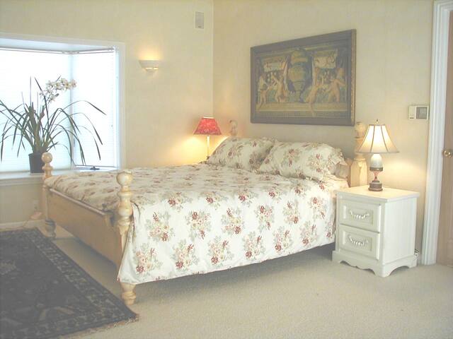 Spectacular OV Family Home gallery image 5