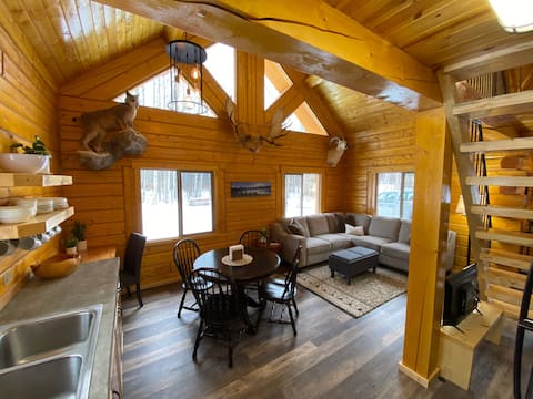 Successful Airbnb property: Beautiful Comfy Alaskan Log Home 1 in Mat / Su Valley