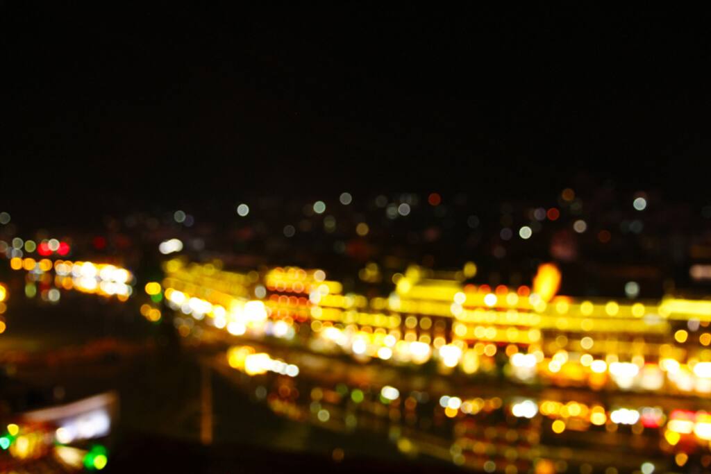 沱江夜景,房间阳台实拍。