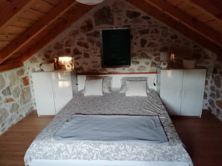 Krka Waterfalls Stonehouse Roko - Lozovac