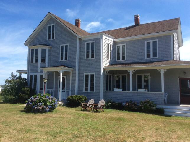 Airbnb Block Island Vacation Rentals Places To Stay Rhode