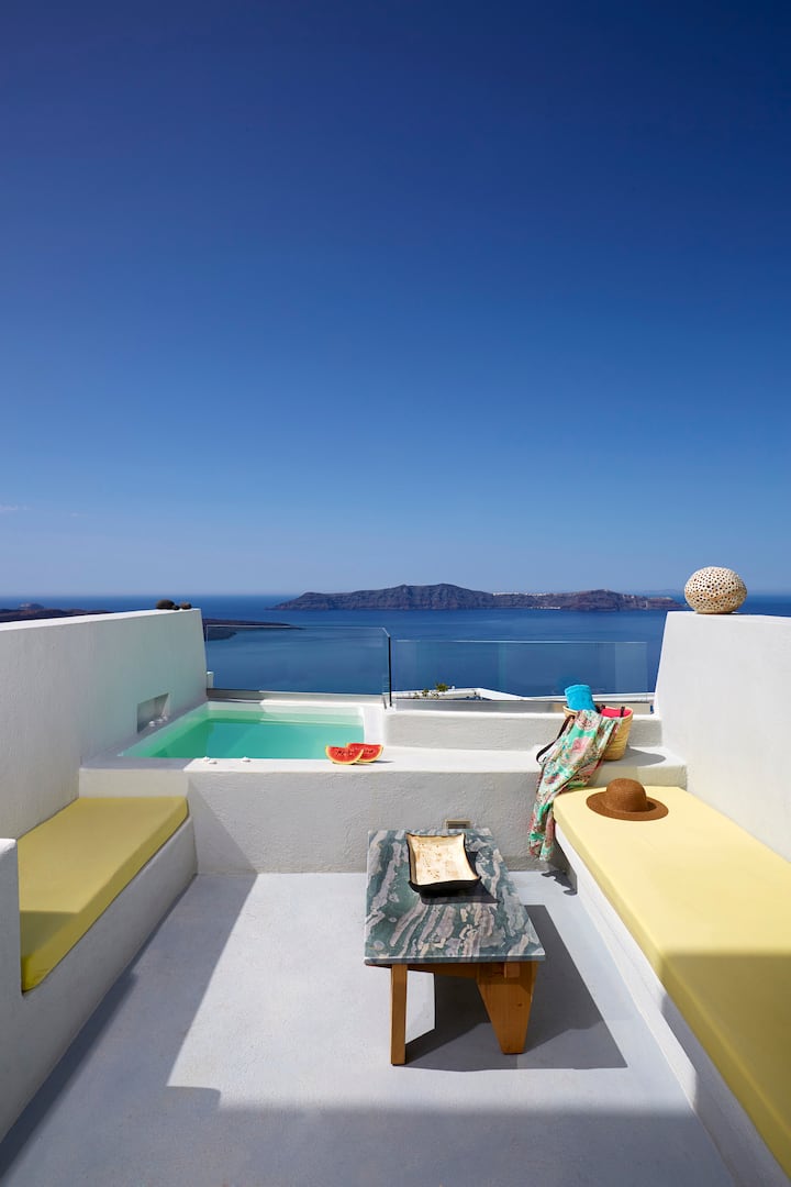Superior Suite With Caldera View & Private Hot Tub - Santorin