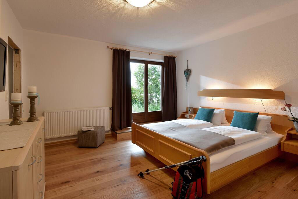 Schlafzimmer FeWo "Wilder Kaiser"