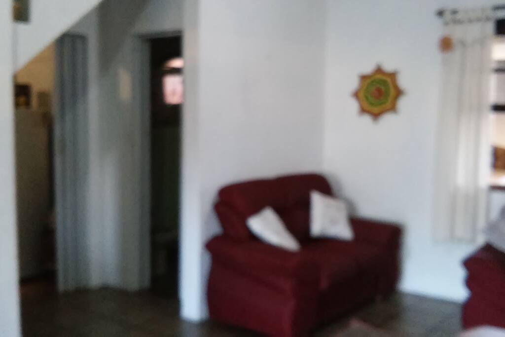 Sala ao lado banheiro social