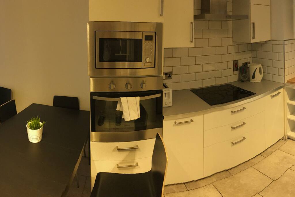 Kitchen & Living Room