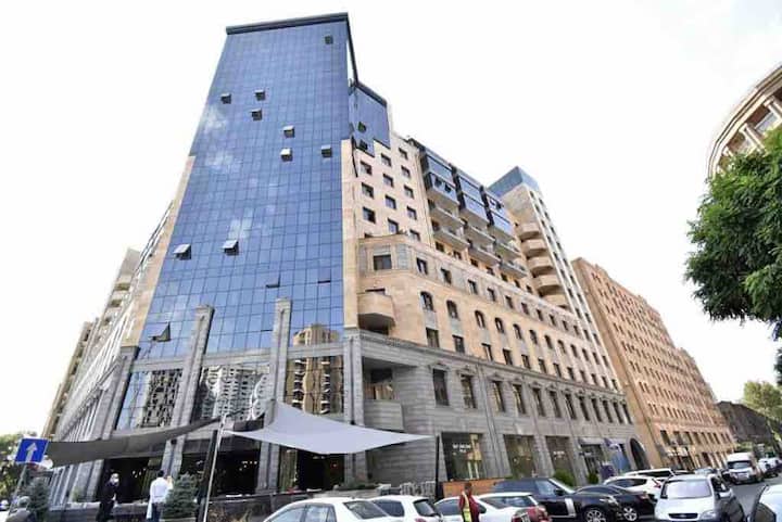 17 Pavstos Buzand - Yerevan