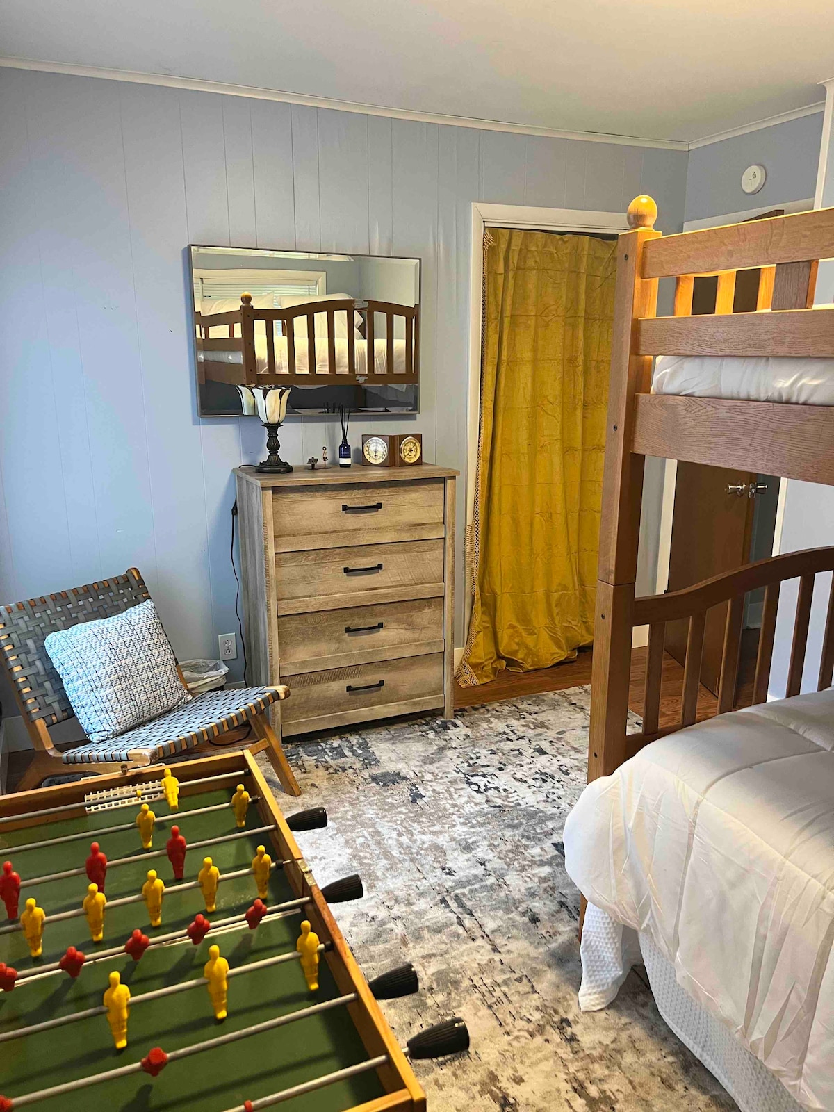 غرفة النوم 2