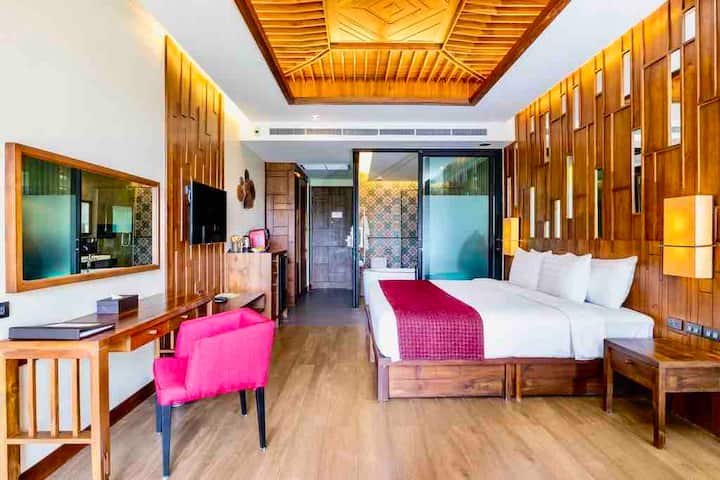 Dvokrevetna soba s bračnim krevetom