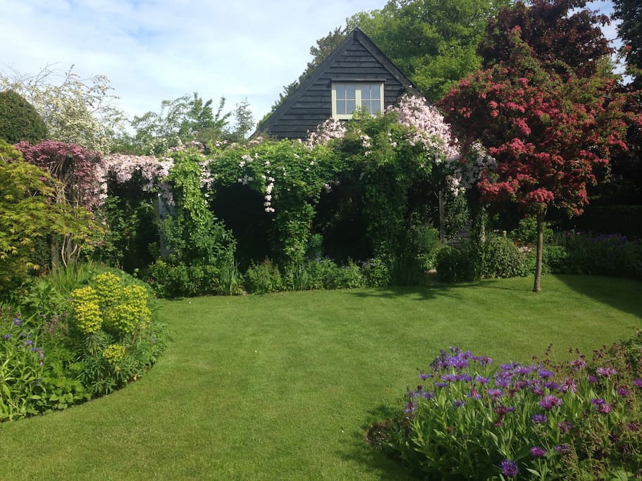 The guest room with ensuite is in an Annex in our Garden detached from the main house