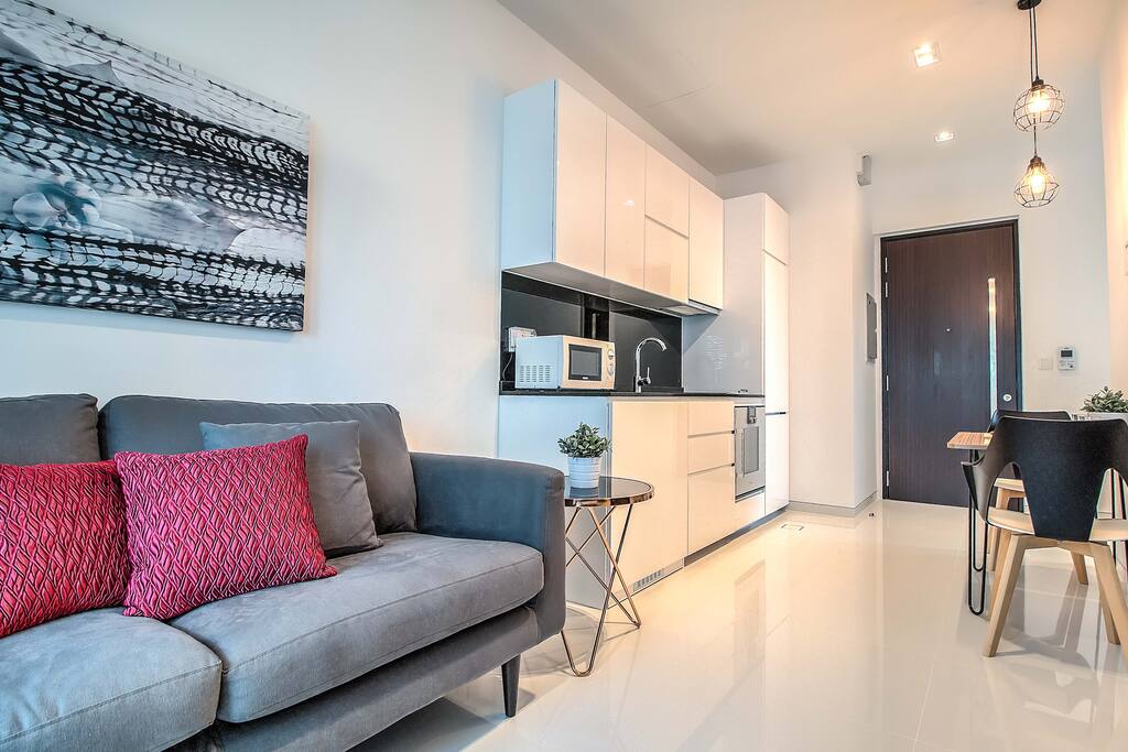 Living Rm with Kitchen