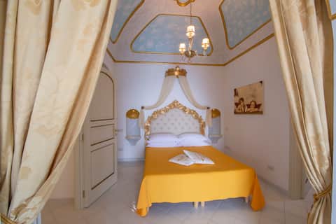 Successful Airbnb property: Palazzo Rocco Villa Sunshining in Love in Praiano