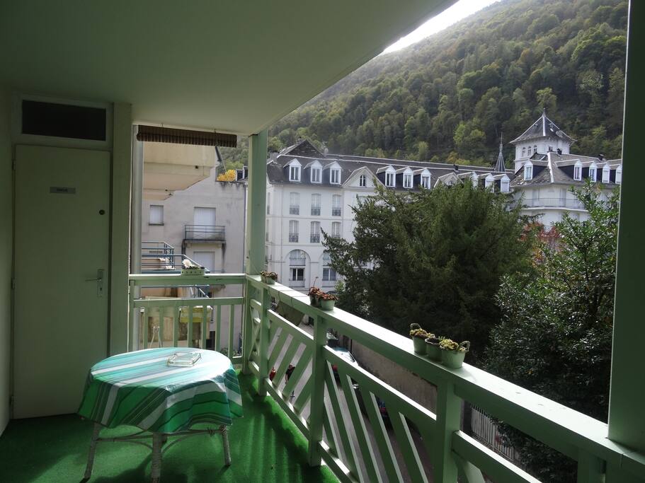 Trés belle Terrasse de 10 m2 exposée Sud Ouest