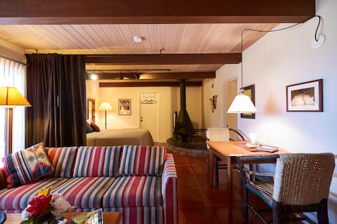 Red House, Private Suite with View