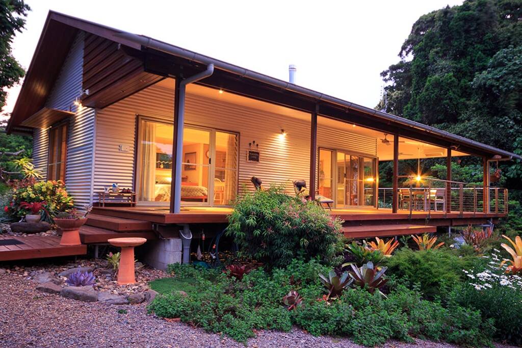 frogshollow cabin evening