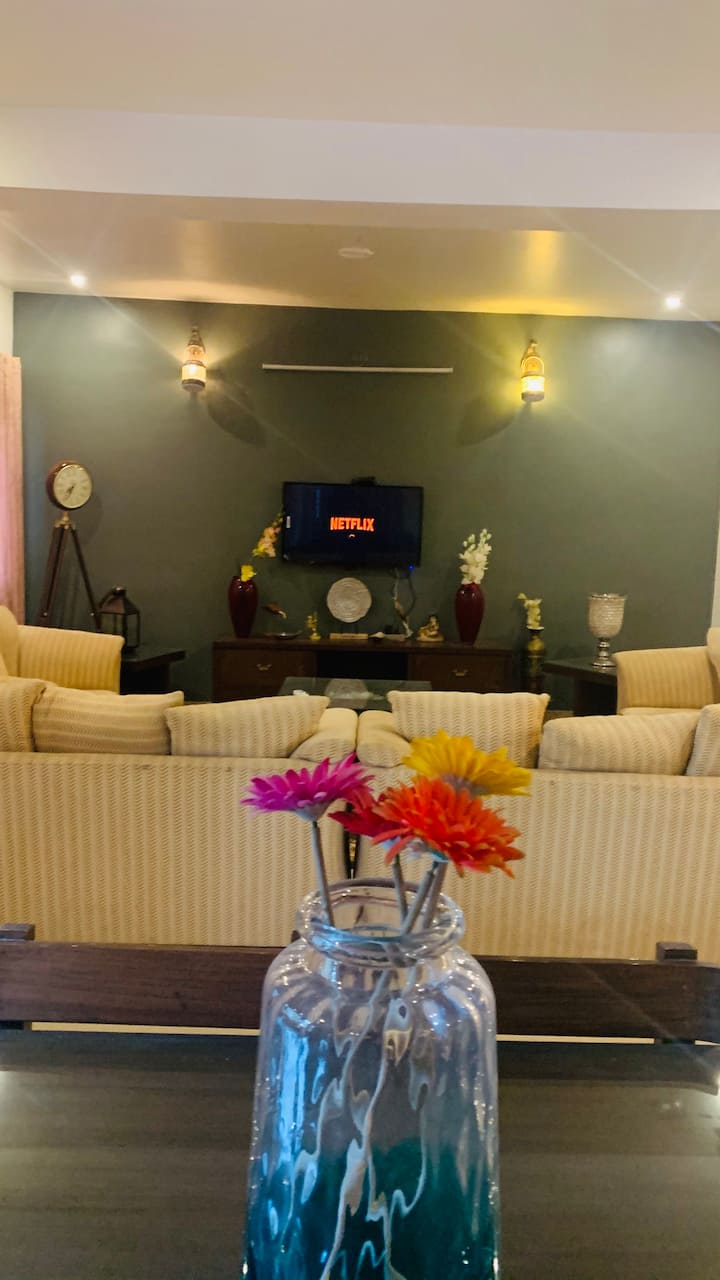 Bellevue Retreat, Nainital -The Lake View Cottage - 奈尼塔爾