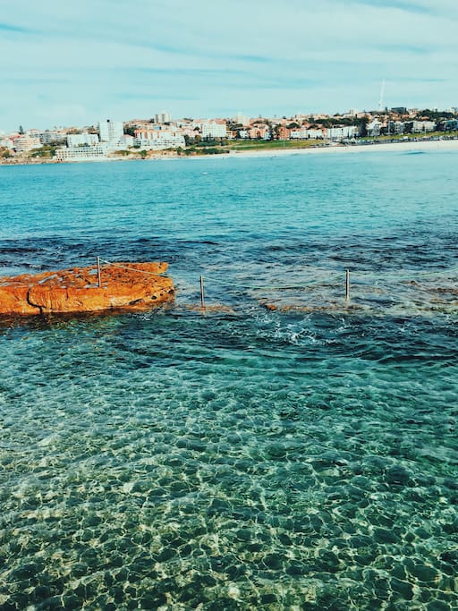 10 minute walk to Bondi Beach