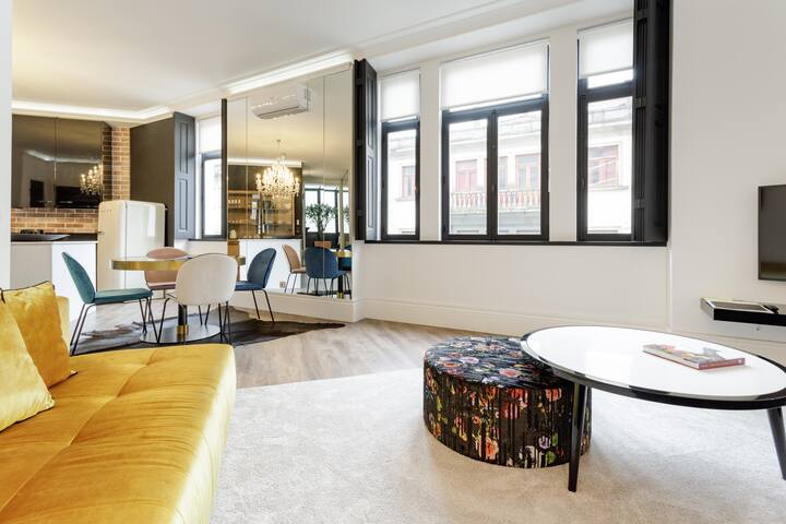 Alquimia In Porto – Aliados Palace Apartment gallery image 2