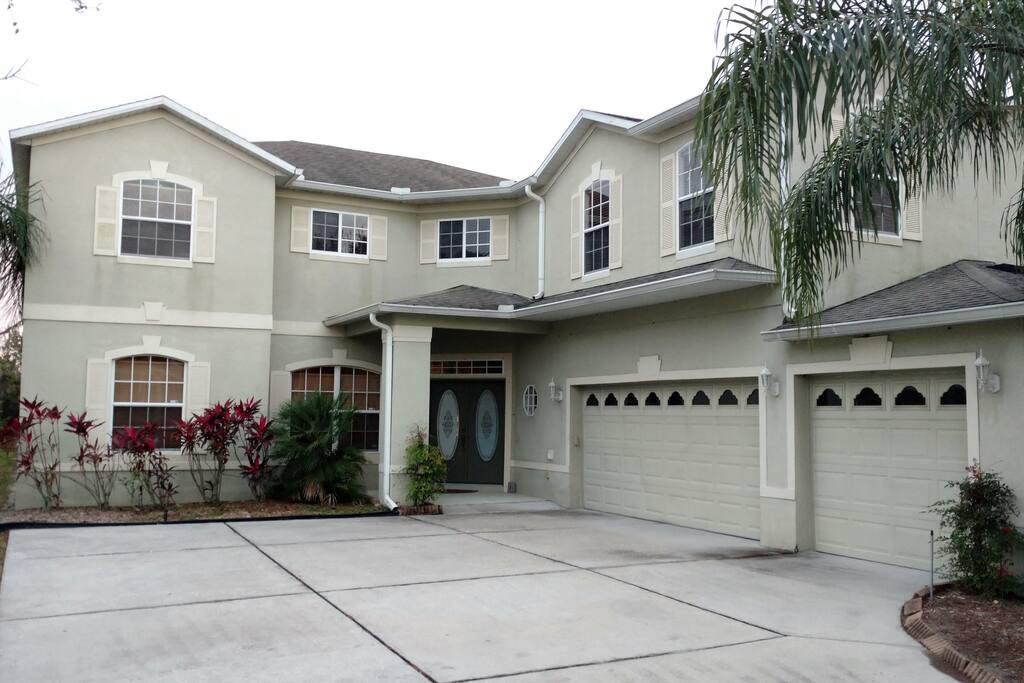 4,000-square-foot home
