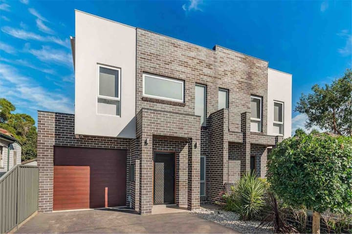 A pleasant & sweet Home + free dryer