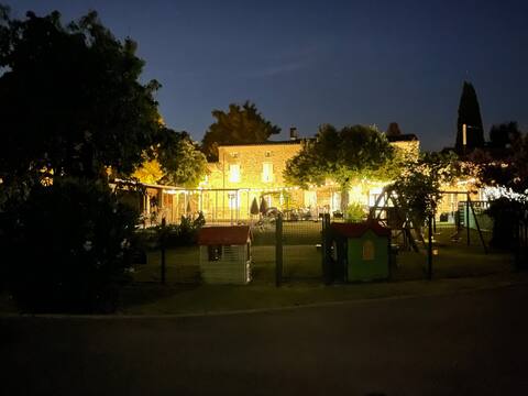 4 Star cottage. Domaine de l 'Espérance and Chapelle