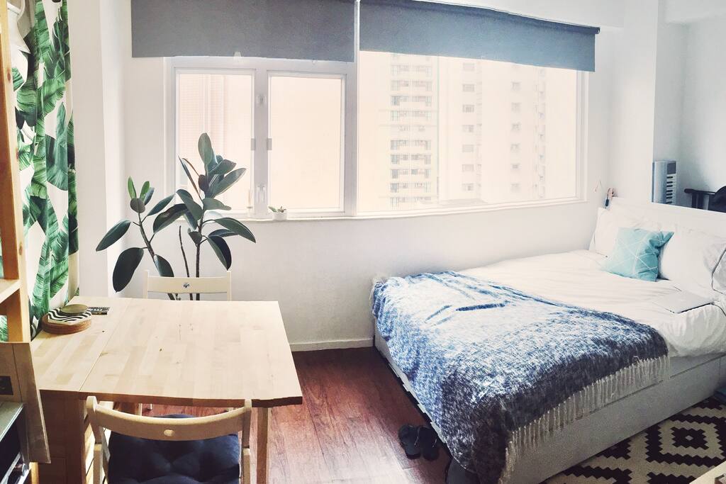Queen bed