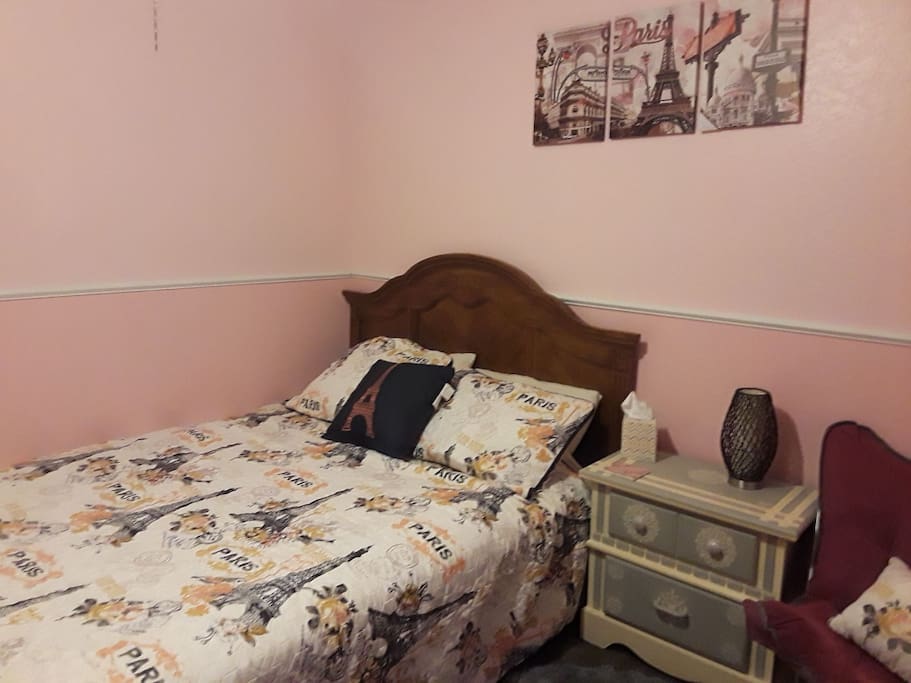 guest bedroom