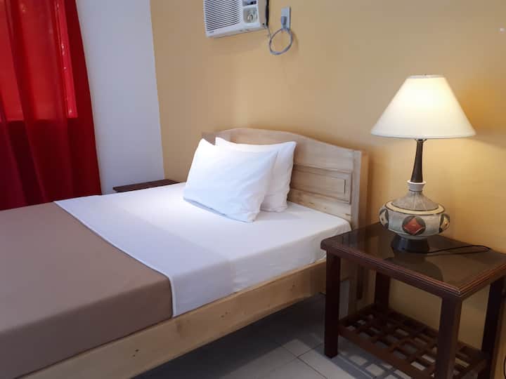 Charming Room for Two! Samal Island!☀️☀️☀️ Room-A