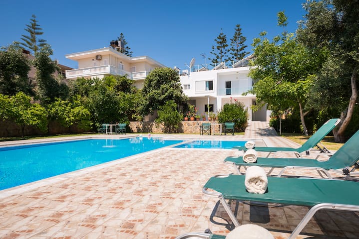 myholidayhome/villa Asteri