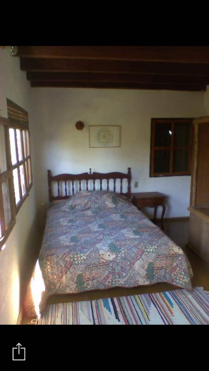 ¡Habitación media!