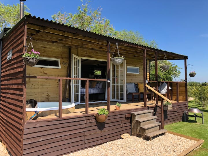 Top 12 Airbnbs With Hot Tub In England Updated 2024 Trip101