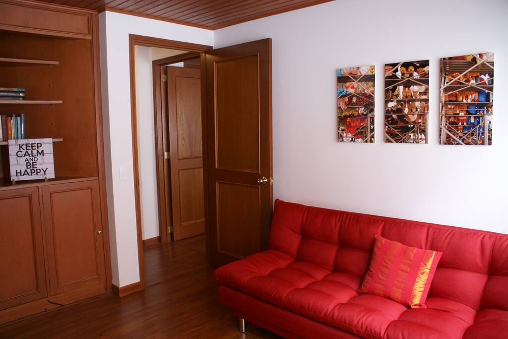 Sofa bed for one person in the second room. Very confortable!