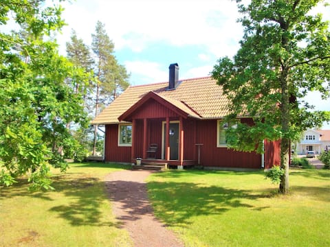 Cabin by the sea for rent