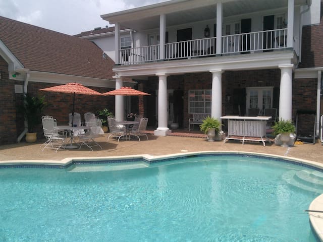 Fortenberry Lake Vacation Home Rental, LLC