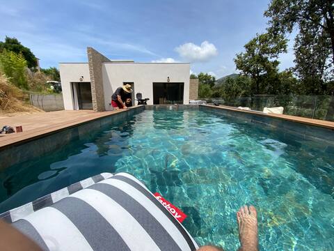 Architect's villa with pool, amazing views.