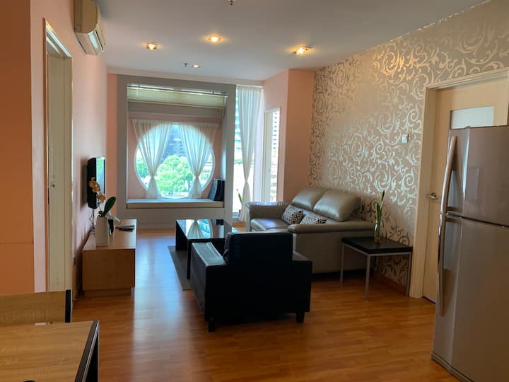 Spacious Bedroom With Bathtub. 4mins Walk To Klcc - Kuala Lumpur