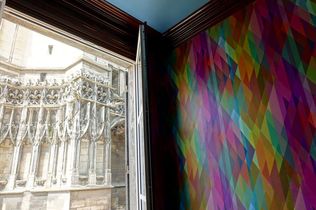 Vue sur la cathédrale depuis la chambre