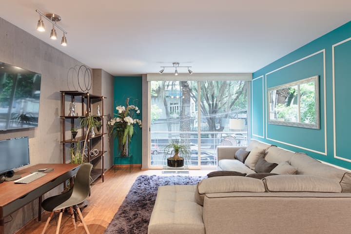 2 High-End Balconied Apts at Roma Norte/Condesa