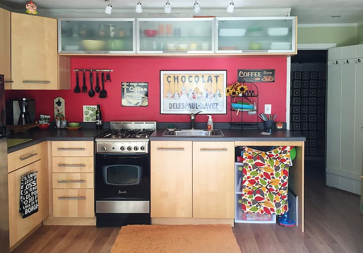 Tiny Yellow Cottage in Gills Rock Cottages for Rent in Ellison Bay