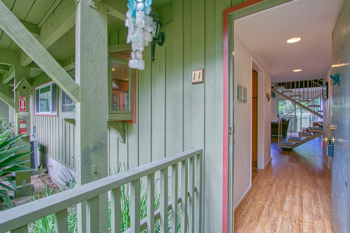 11CT-Spacious Townhome,Patio,BBQ,Private balconies gallery image 5