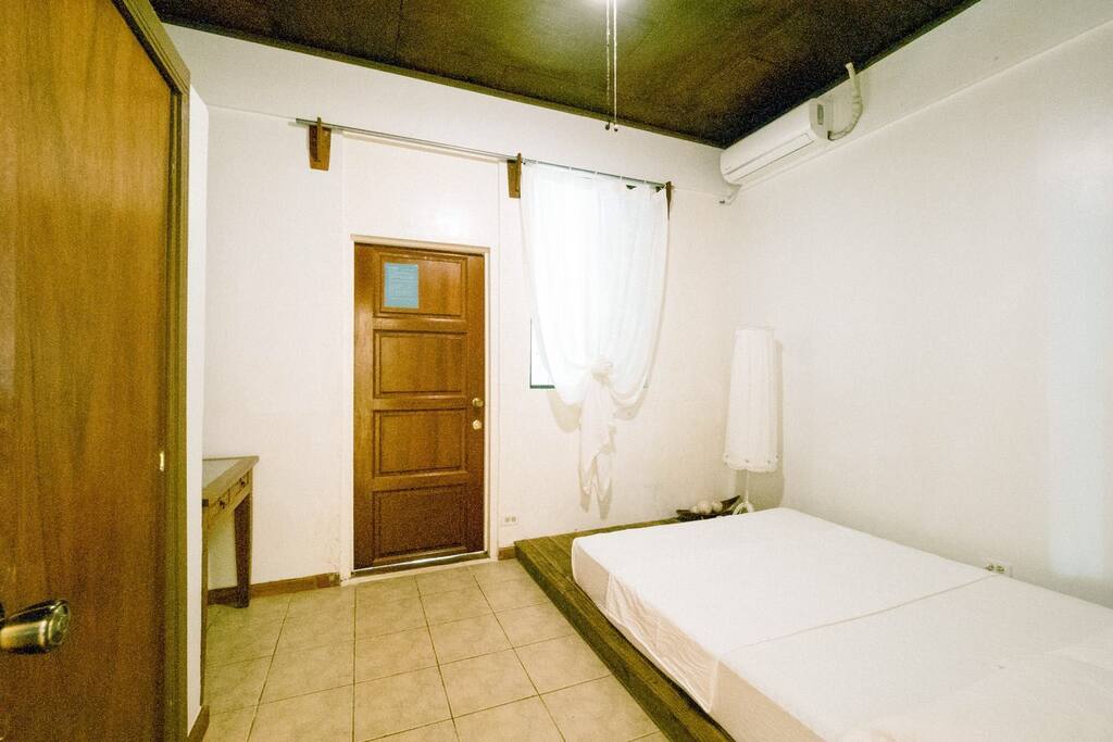Room1-outside/1号房-外间